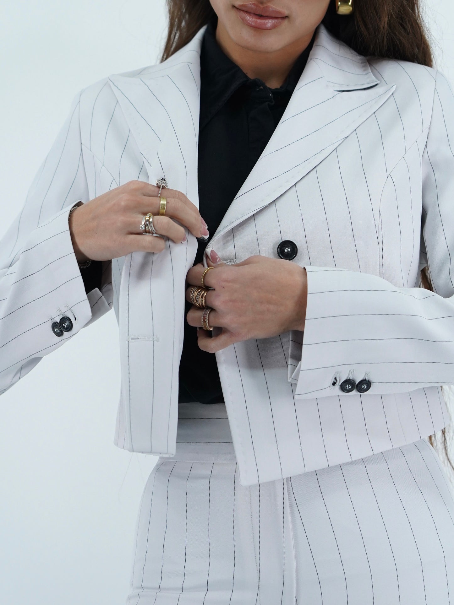 Tailleur doppiopetto bianco gessato .