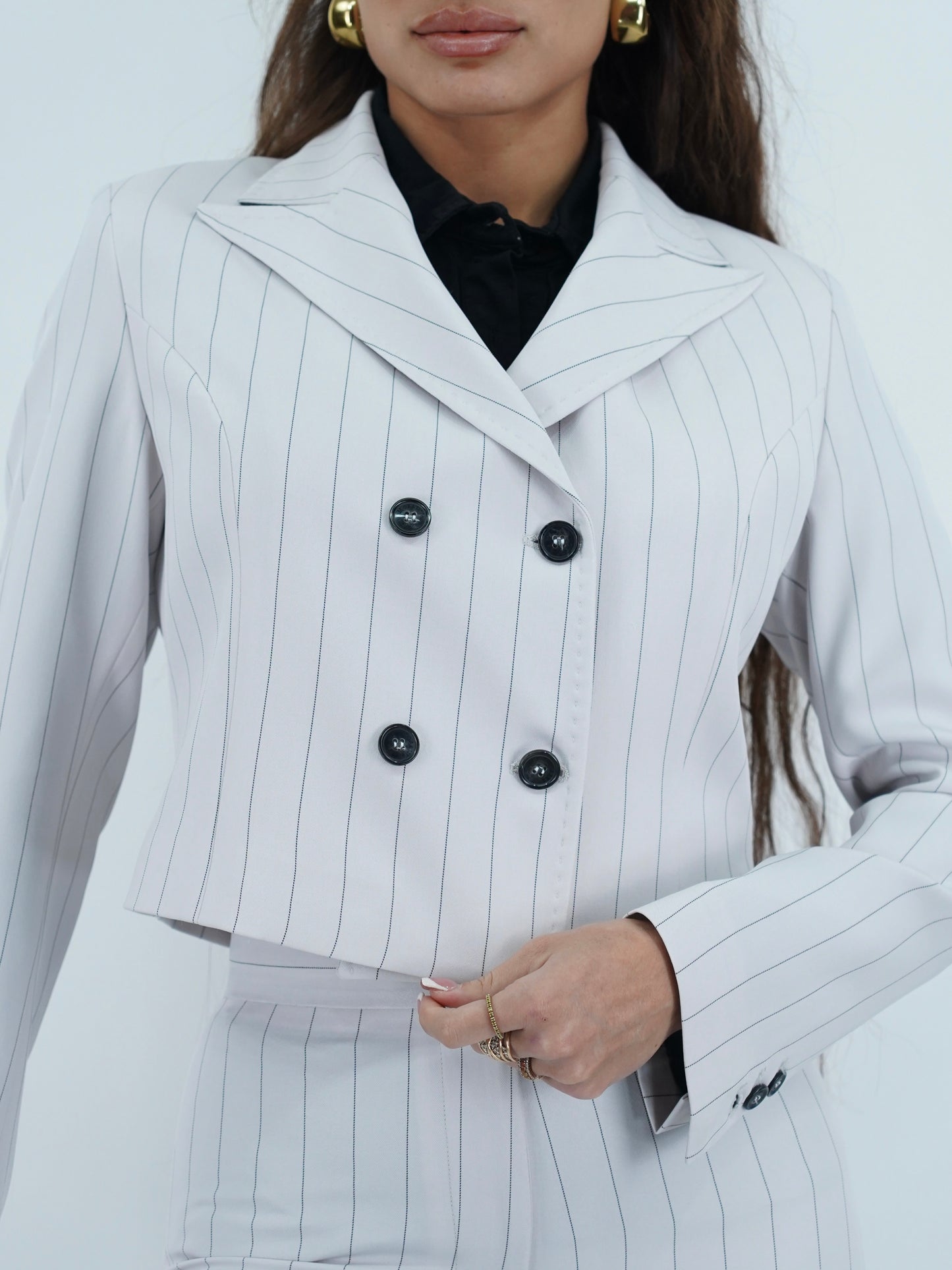 Tailleur doppiopetto bianco gessato .